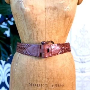RALPH LAUREN Leather and Wood Toggle Belt